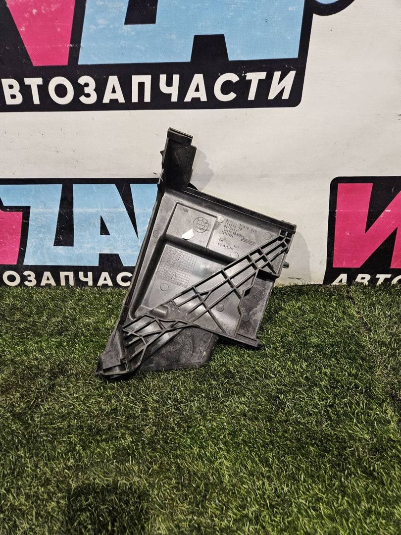 полка аккумулятора Mini Countryman 2 поколение [рестайлинг] F60 2021, 2.0 л., бензин, АКПП, внедорожник 5 дв., полный привод, правый руль, 51717419826