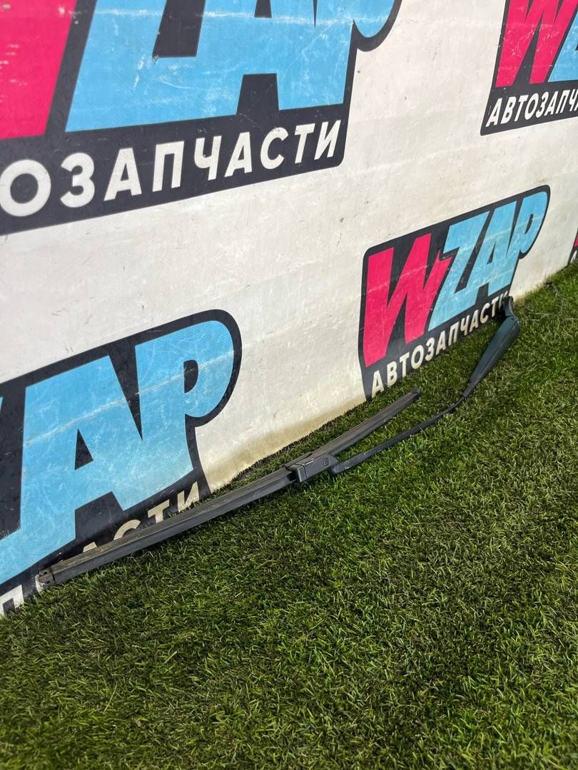 щеткодержатель (поводок стеклоочистителя, дворник) Volkswagen Tiguan 2 поколение 2020, 2.0 л., бензин, АКПП, внедорожник 5 дв., 5NN955410