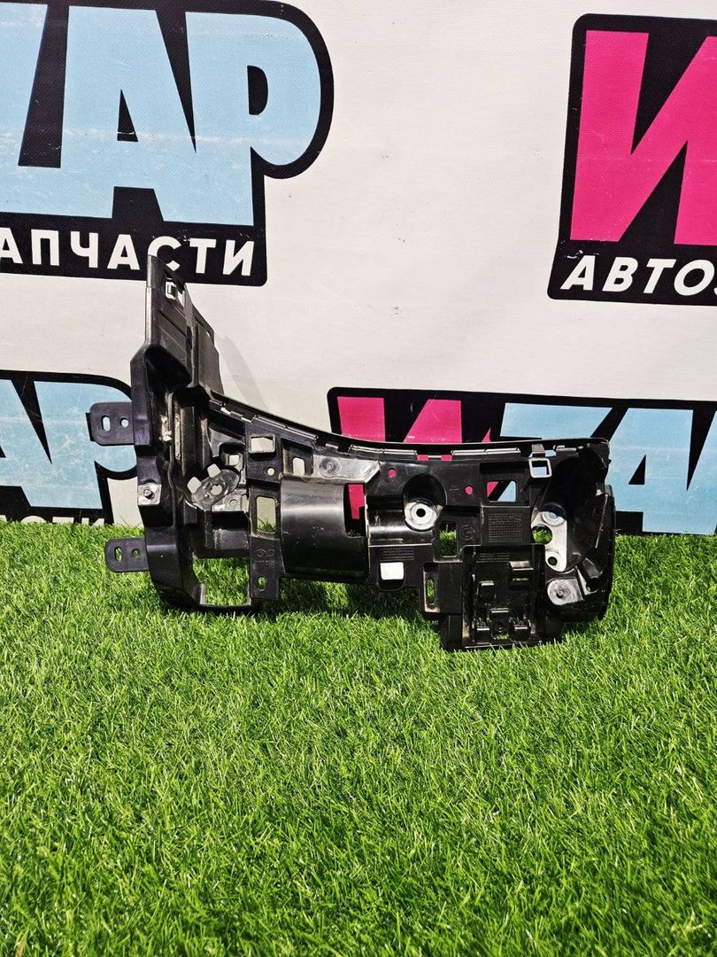 крепление бампера BMW X5 G05 [рестайлинг] (2023 - 2026), 51125A199D2