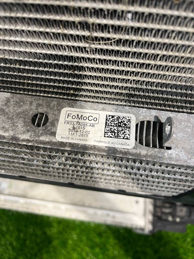 кассета радиаторов Ford Mustang 6 поколение S550 [рестайлинг] 2020, 2.3 л., бензин, АКПП, белый, кабриолет, задний привод, FR33-8005-DJ