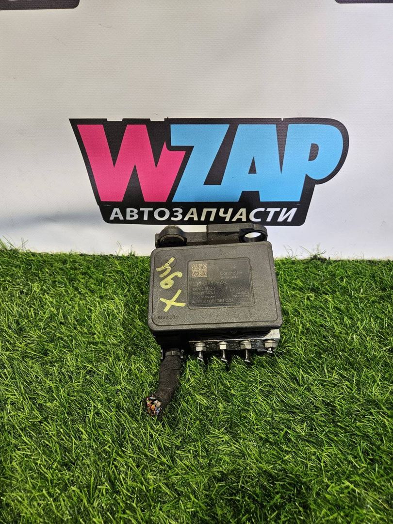 блок ABS Volkswagen Passat B8 2016, 2.0 л., дизель, универсал, передний привод, правый руль, 3Q0907379AB