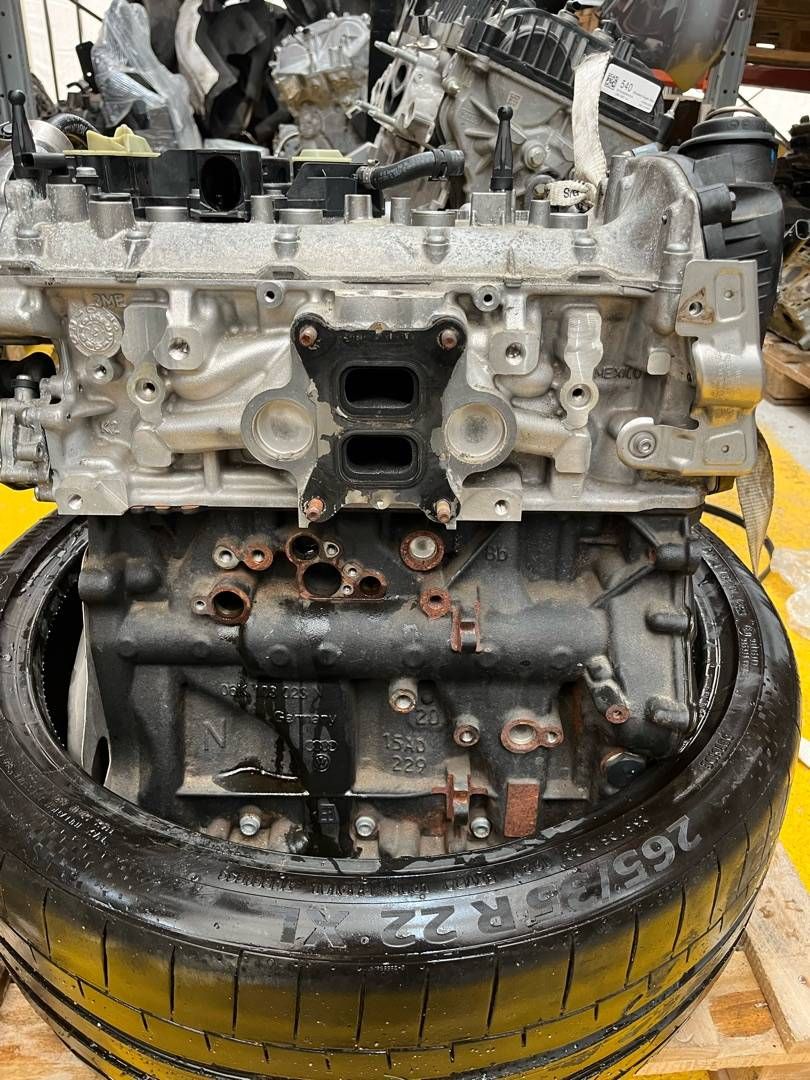 двигатель Volkswagen Tiguan 2 поколение 2020, 2.0 л., бензин, АКПП, внедорожник 5 дв., 06K103023N