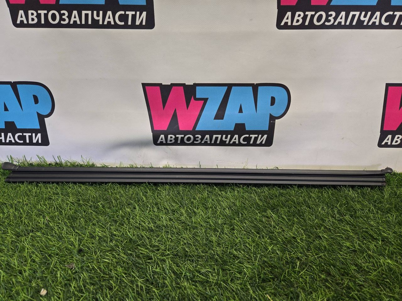 Уплотнитель стекла Volkswagen Jetta 7 поколение 2019, 1.4 л., бензин, АКПП, седан, передний привод, 17A837479