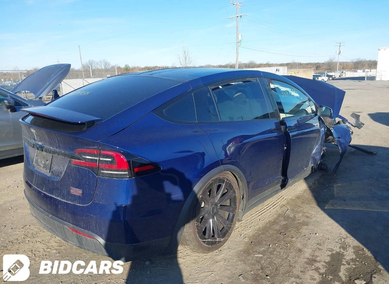 Tesla Model X рест. 2022