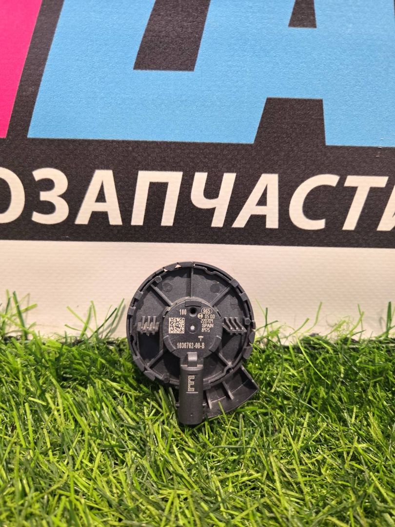 датчик удара Tesla Model 3 1 поколение [рестайлинг] 2022, 103676200B