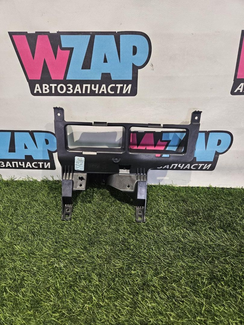 кронштейн (крепление) RAM 1500 5 поколение (2018 - 2024), бензин, АКПП, пикап, 68277038AA