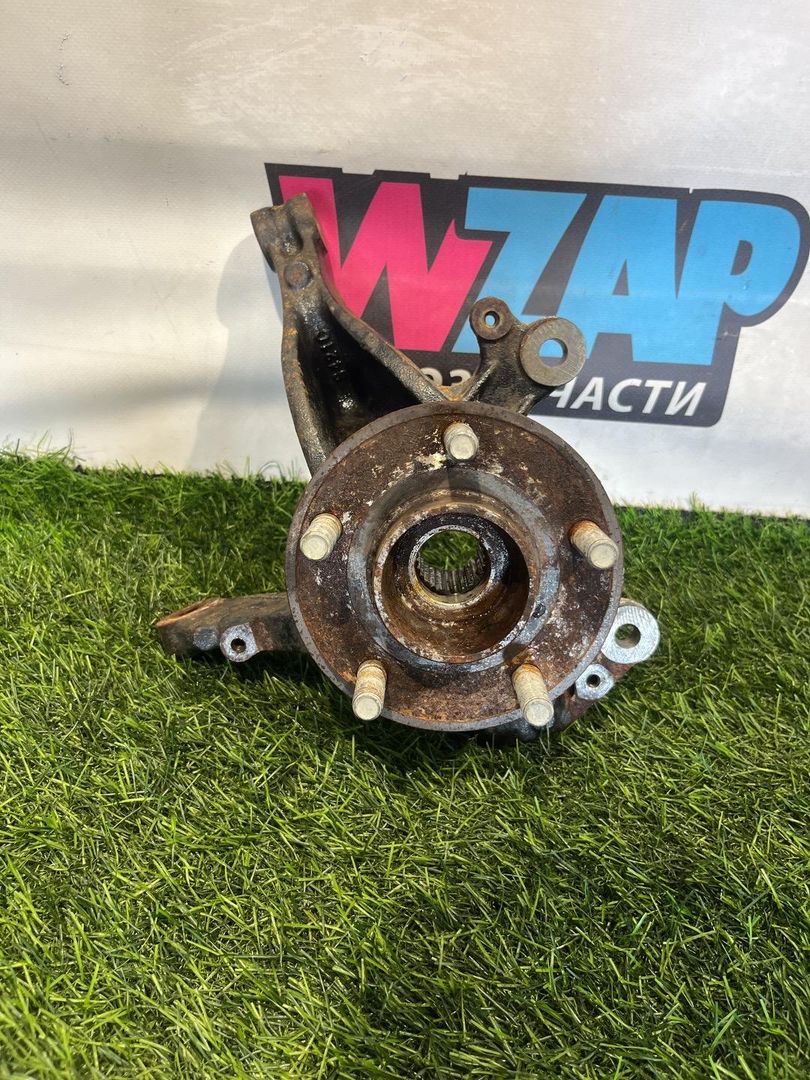 кулак поворотный правый Ford Escape 4 поколение CX482 2020, 1.5 л., бензин, АКПП, внедорожник 5 дв., LX6C3K170A2A