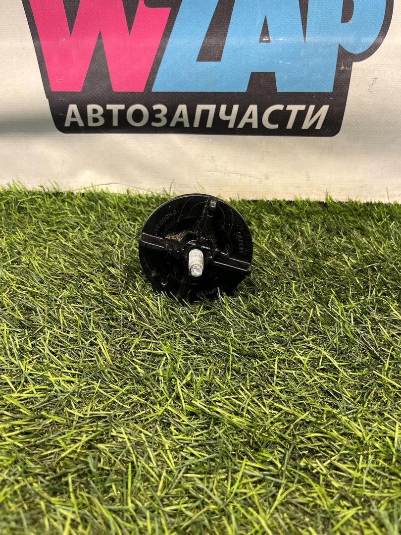 крепление запаски Ford Escape 4 поколение CX482 2020, 1.5 л., бензин, АКПП, внедорожник 5 дв., HP5C-1402-FA