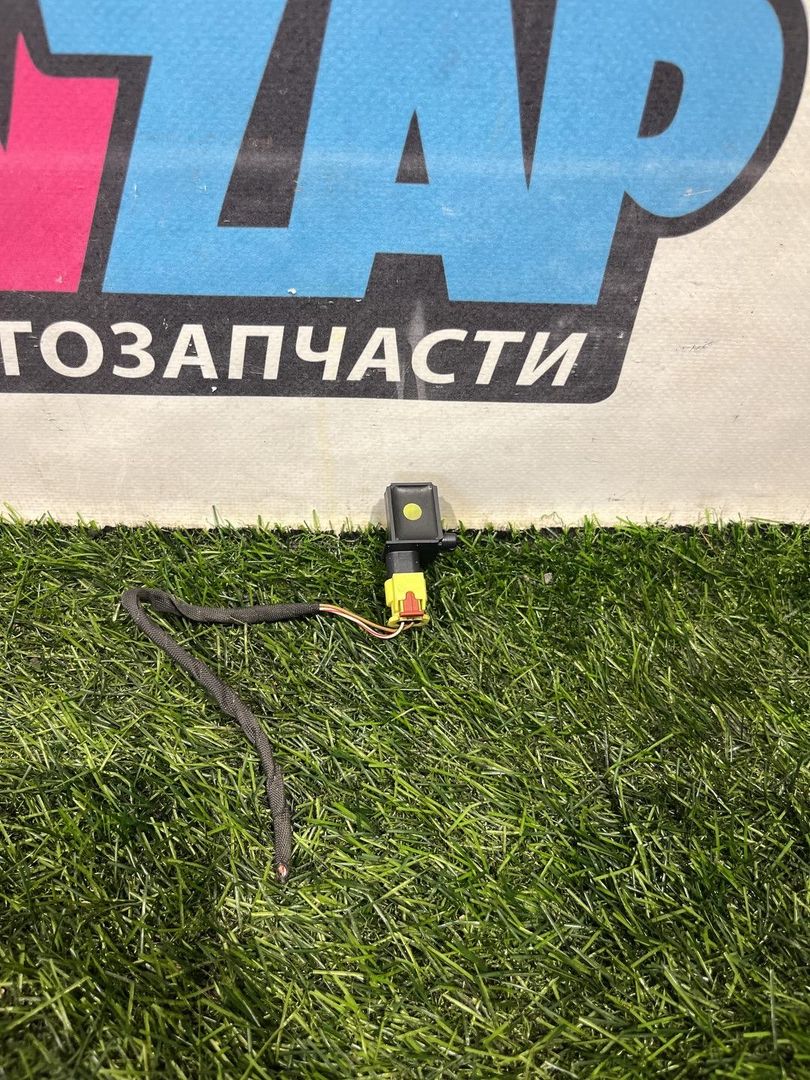 датчик удара Volkswagen Jetta 7 поколение 2019, 1.4 л., бензин, АКПП, серый, седан, передний привод, 5Q0959651B