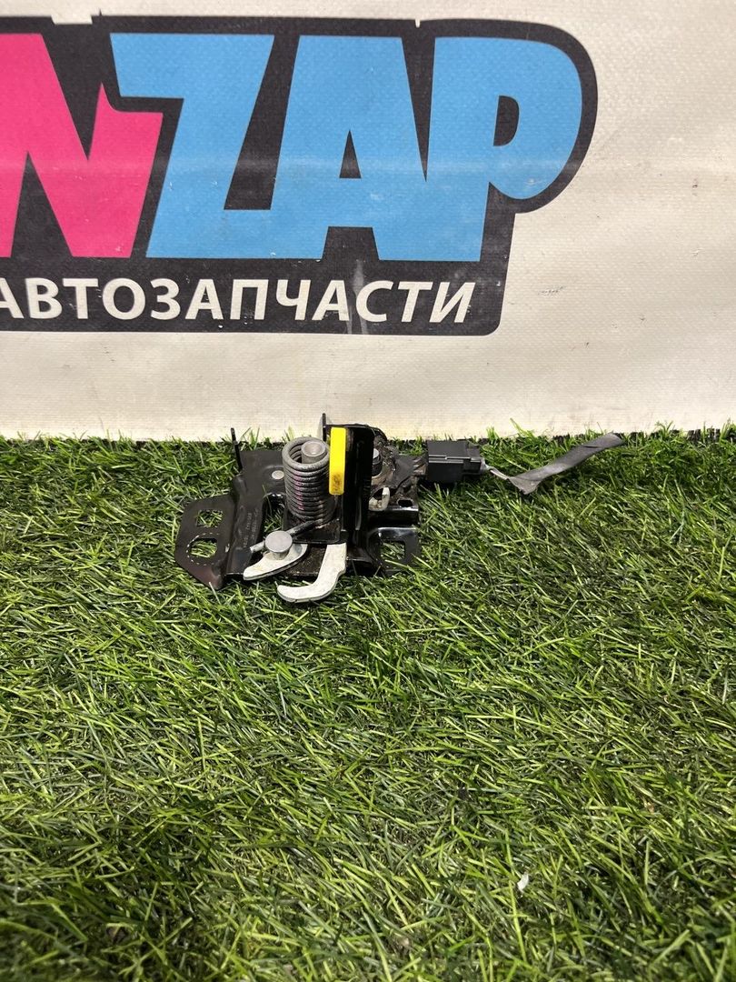 замок капота Ford Mustang 6 поколение S550 [рестайлинг] 2018, 2.3 л., бензин, АКПП, кабриолет, задний привод, JR3A16700AE