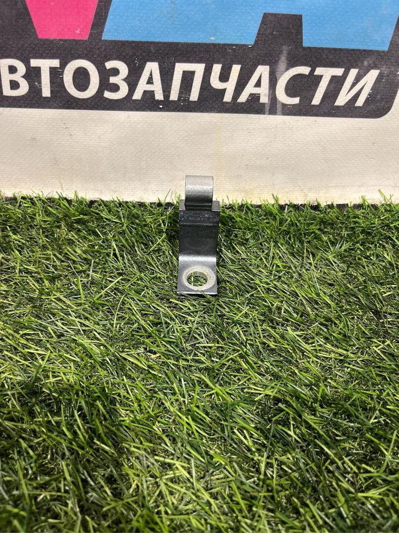 петля двери Volkswagen Jetta 7 поколение 2019, 1.4 л., бензин, АКПП, серый, седан, передний привод, 8X0831404E