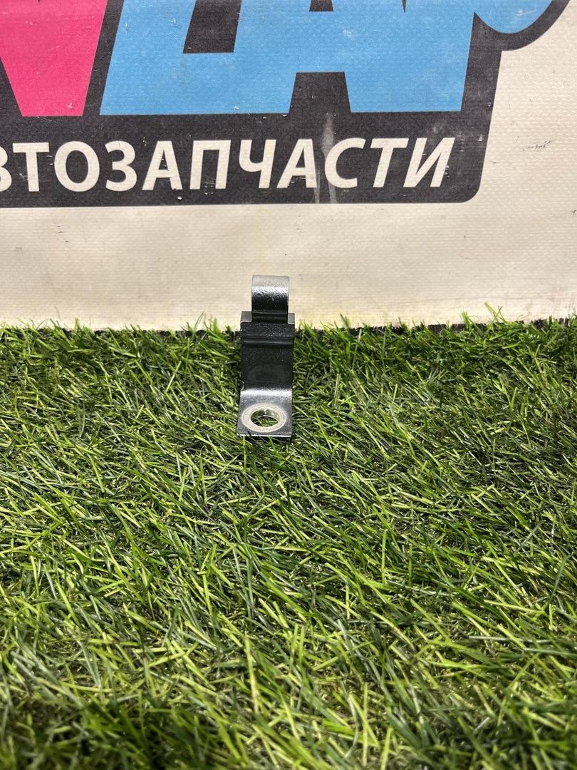 петля двери Volkswagen Jetta 7 поколение 2019, 1.4 л., бензин, АКПП, серый, седан, передний привод, 8X0831403E