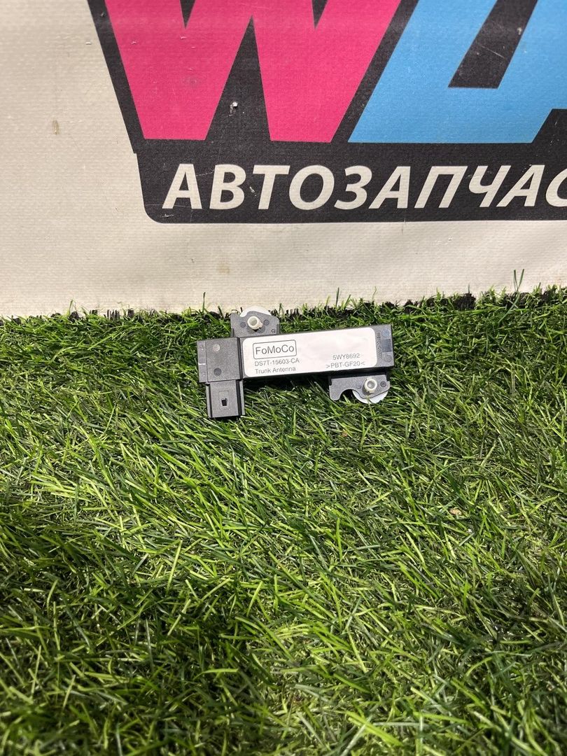 Антенна системы комфортного доступа Ford Escape 4 поколение CX482 2020, 1.5 л., бензин, АКПП, внедорожник 5 дв., DS7T15603CA