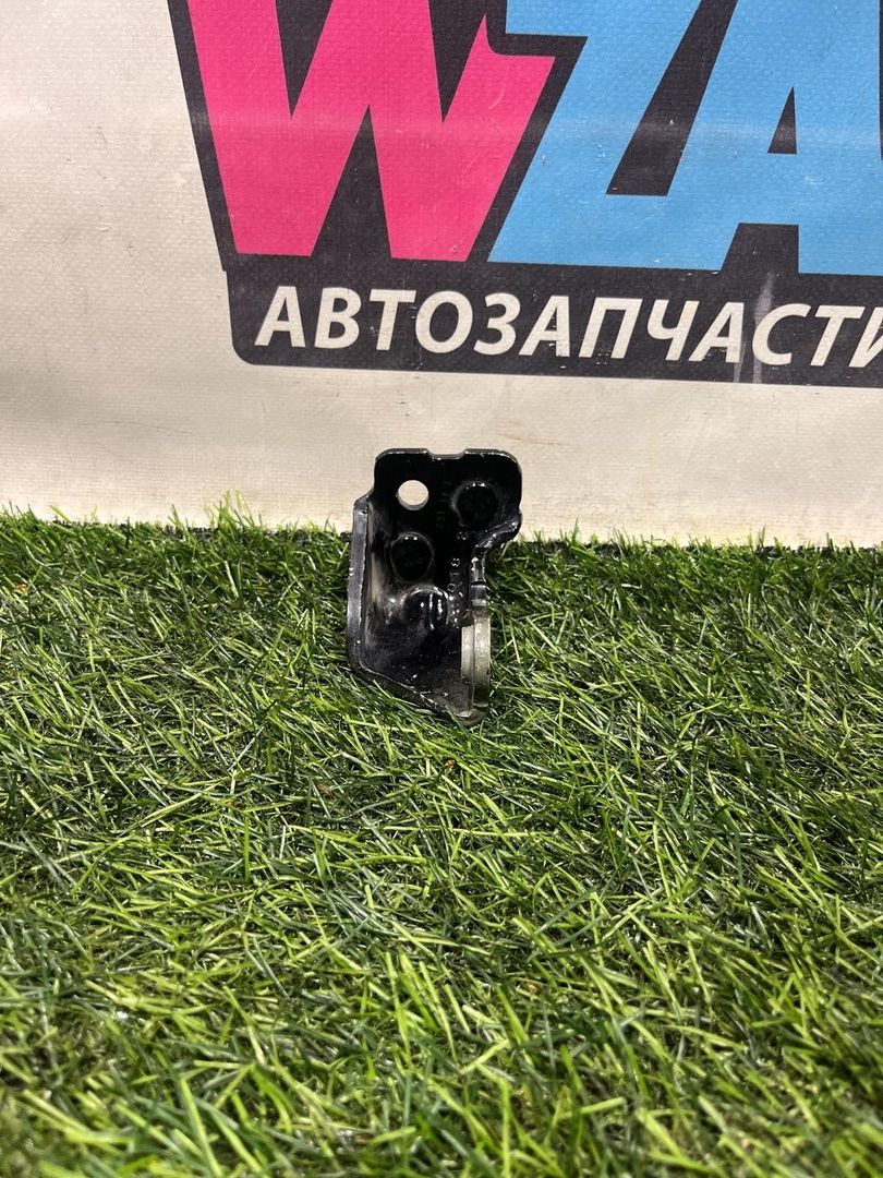 петля двери Ford Edge 2 поколение CD539 [рестайлинг] 2022, 2.0 л., бензин, АКПП, внедорожник 5 дв., полный привод