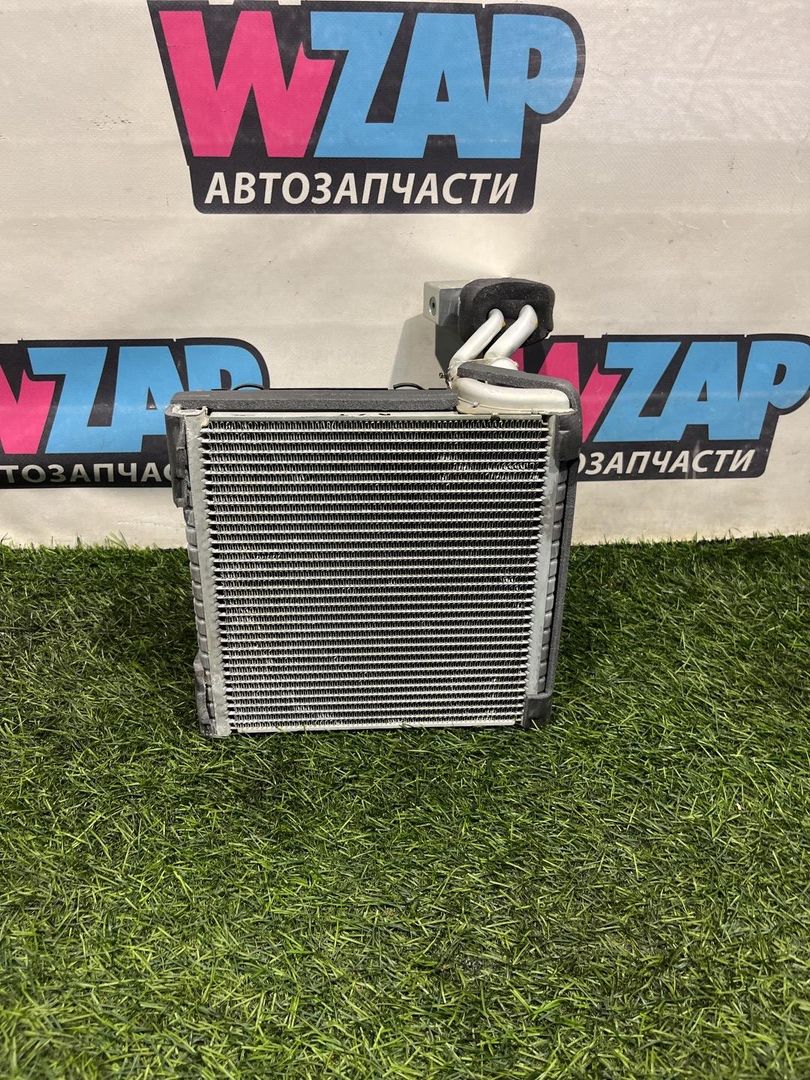 радиатор отопителя (печки) Mini Cabrio 3 поколение [рестайлинг] 2021, 1.5 л., бензин, АКПП, красный, кабриолет, передний привод, 400301765-546A