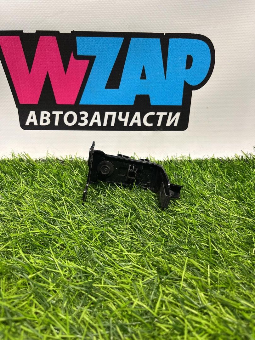 кронштейн (крепление) Ford Edge 2 поколение CD539 [рестайлинг] 2022, 2.0 л., бензин, АКПП, внедорожник 5 дв., полный привод, FT4B-13A004-A