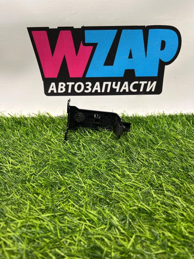 кронштейн (крепление) Ford Edge 2 поколение CD539 [рестайлинг] 2022, 2.0 л., бензин, АКПП, внедорожник 5 дв., полный привод, FT4B-13A004-A