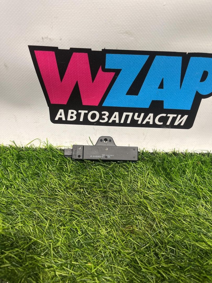 Антенна системы комфортного доступа Mini Clubman 2 поколение (F54) 2017, 2.0 л., бензин, АКПП, передний привод, 65209220832, 9220832, 65209144260