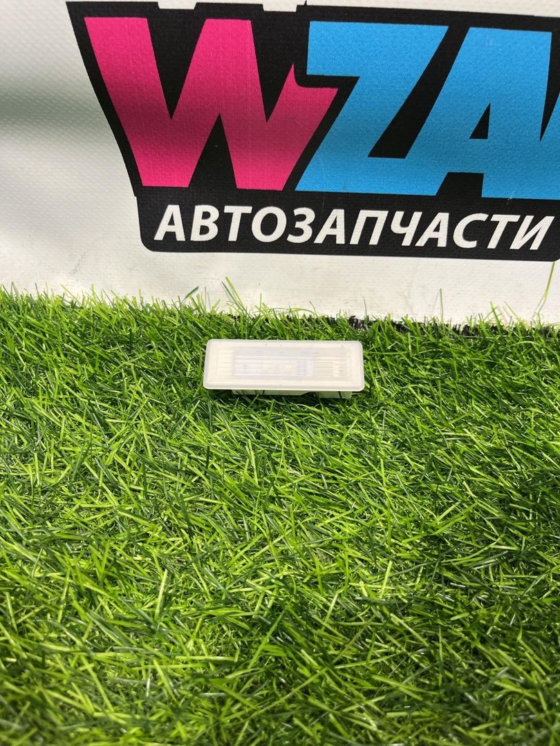 фонарь салона (плафон) Mini Clubman 2 поколение (F54) 2017, 2.0 л., бензин, АКПП, передний привод, 9263453
