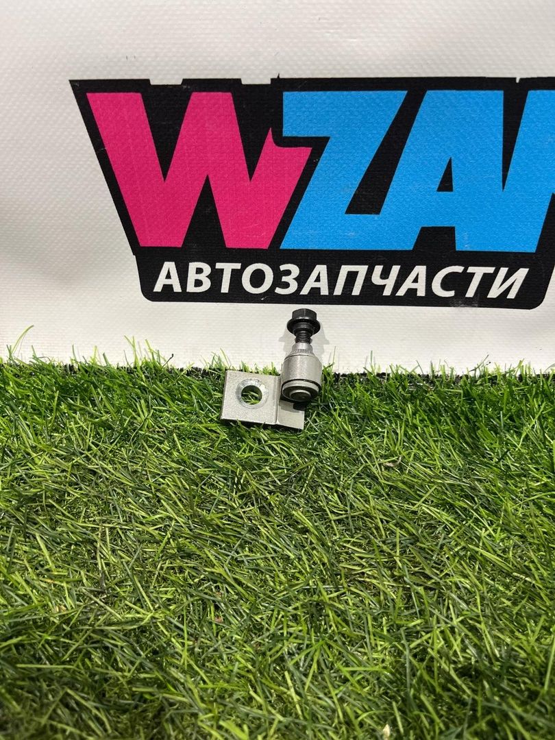 петля двери Mini Clubman 2 поколение (F54) 2017, 2.0 л., бензин, АКПП, передний привод