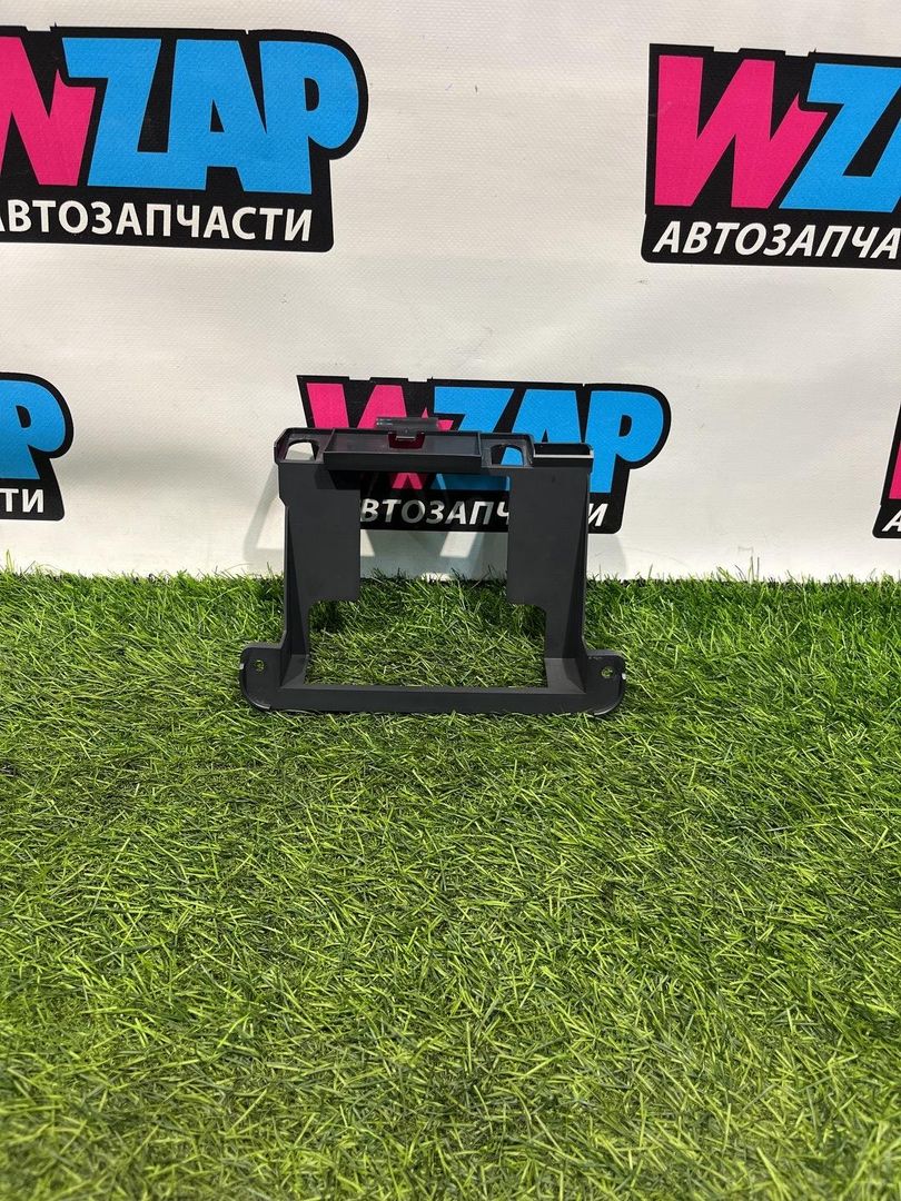 кронштейн (крепление) RAM 1500 5 поколение 2022, АКПП, фургон, 68502918AA