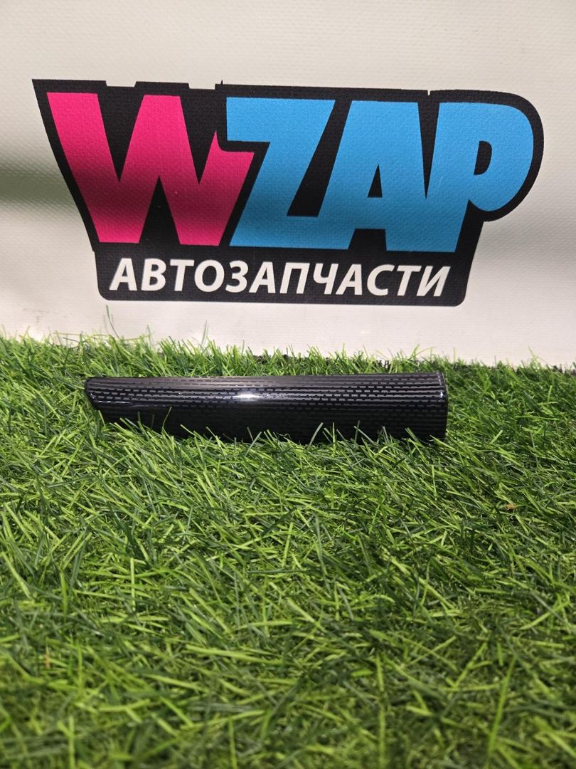 накладка на торпедо (консоль) Mini Clubman 2 поколение (F54) 2017, 2.0 л., бензин, АКПП, передний привод, 9305729