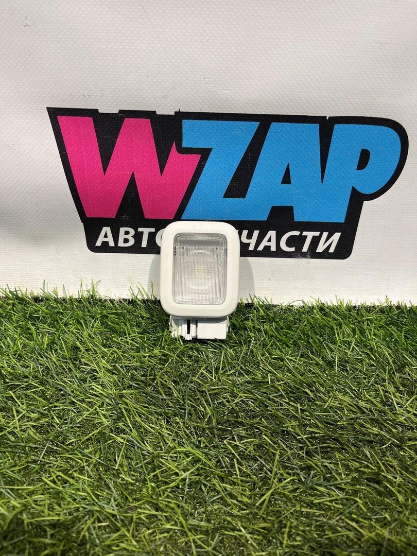 фонарь салона (плафон) Ford Escape 4 поколение CX482 2021, 1.5 л., бензин, АКПП, внедорожник 5 дв., передний привод, LJ6A-13K767-AB