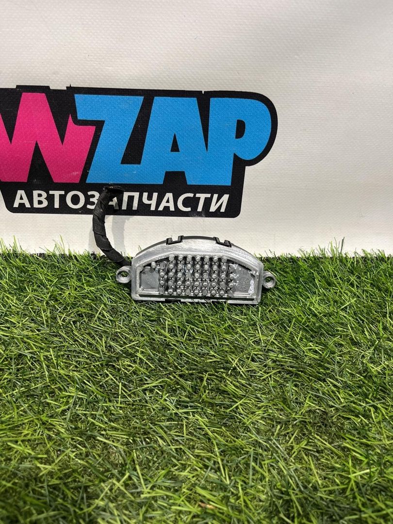 сопротивление печки Volkswagen Passat B8 2016, 2.0 л., дизель, универсал, передний привод, правый руль, 3Q0907521A