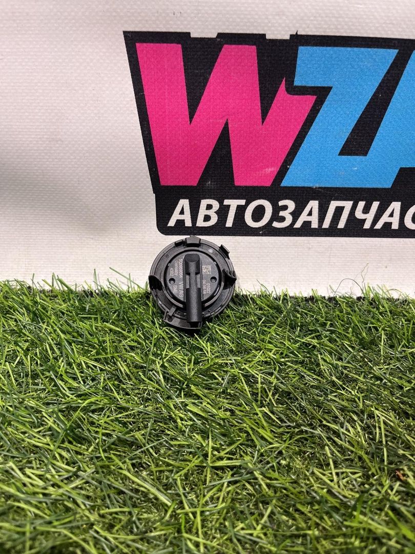 датчик удара Volkswagen Jetta 7 поколение 2019, 1.4 л., бензин, АКПП, седан, передний привод, 5Q0959354