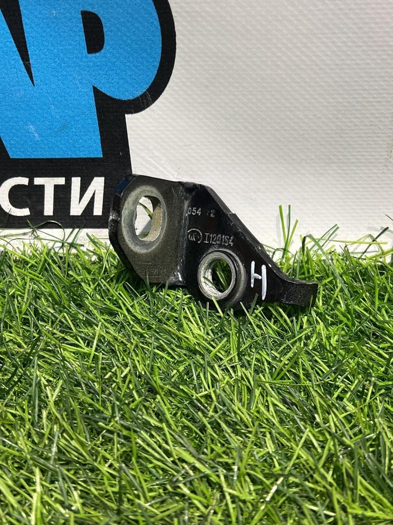 петля двери Ford Edge 2 поколение CD539 [рестайлинг] 2022, 2.0 л., бензин, АКПП, внедорожник 5 дв., полный привод, I120154
