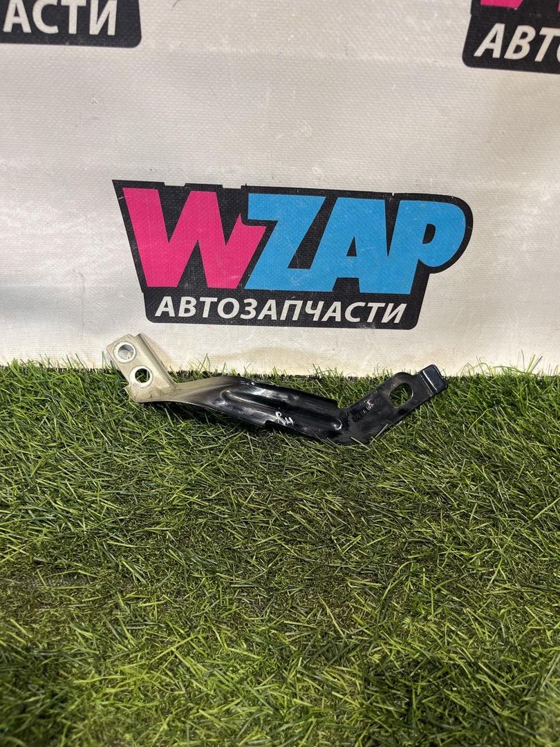 крепление ( кронштейн ) крыла Volkswagen Jetta 7 поколение 2019, 1.4 л., бензин, МКПП, черный, седан, передний привод, 17A941058