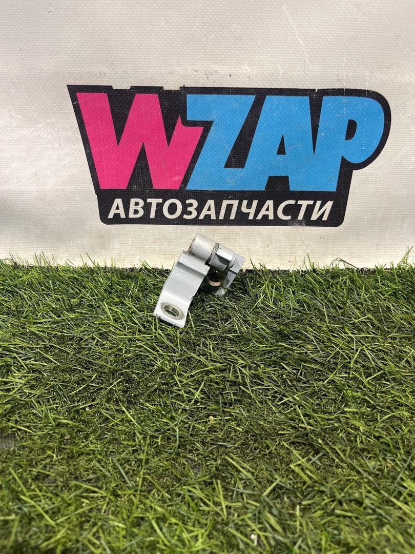 петля двери Volkswagen Jetta 7 поколение 2019, 1.4 л., бензин, АКПП, седан, передний привод, 8X0831404E