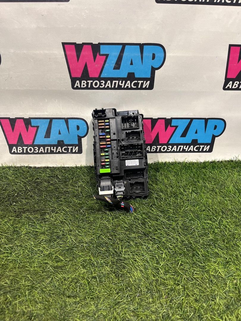 Блок управления BCM (Body Control Module) Ford Explorer 6 поколение U625 2020, 2.3 л., бензин, белый, задний привод, LU5T-15604-KAAP