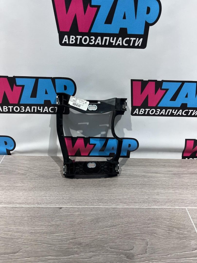 кронштейн (крепление) Volkswagen Jetta 7 поколение 2019, 1.4 л., бензин, АКПП, серый, седан, передний привод, 17A863525