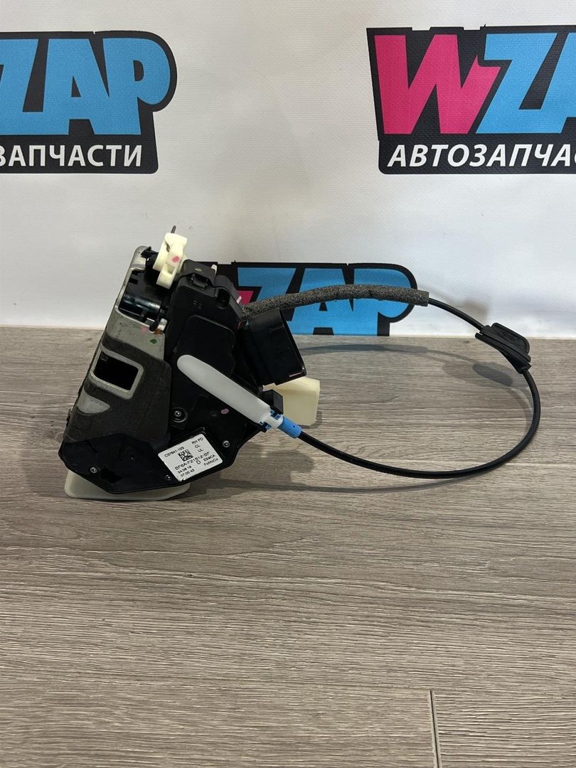 замок двери передней правой Ford Mustang 6 поколение S550 [рестайлинг] 2019, 2.3 л., бензин, АКПП, серый, кабриолет, BF6AF21812BF