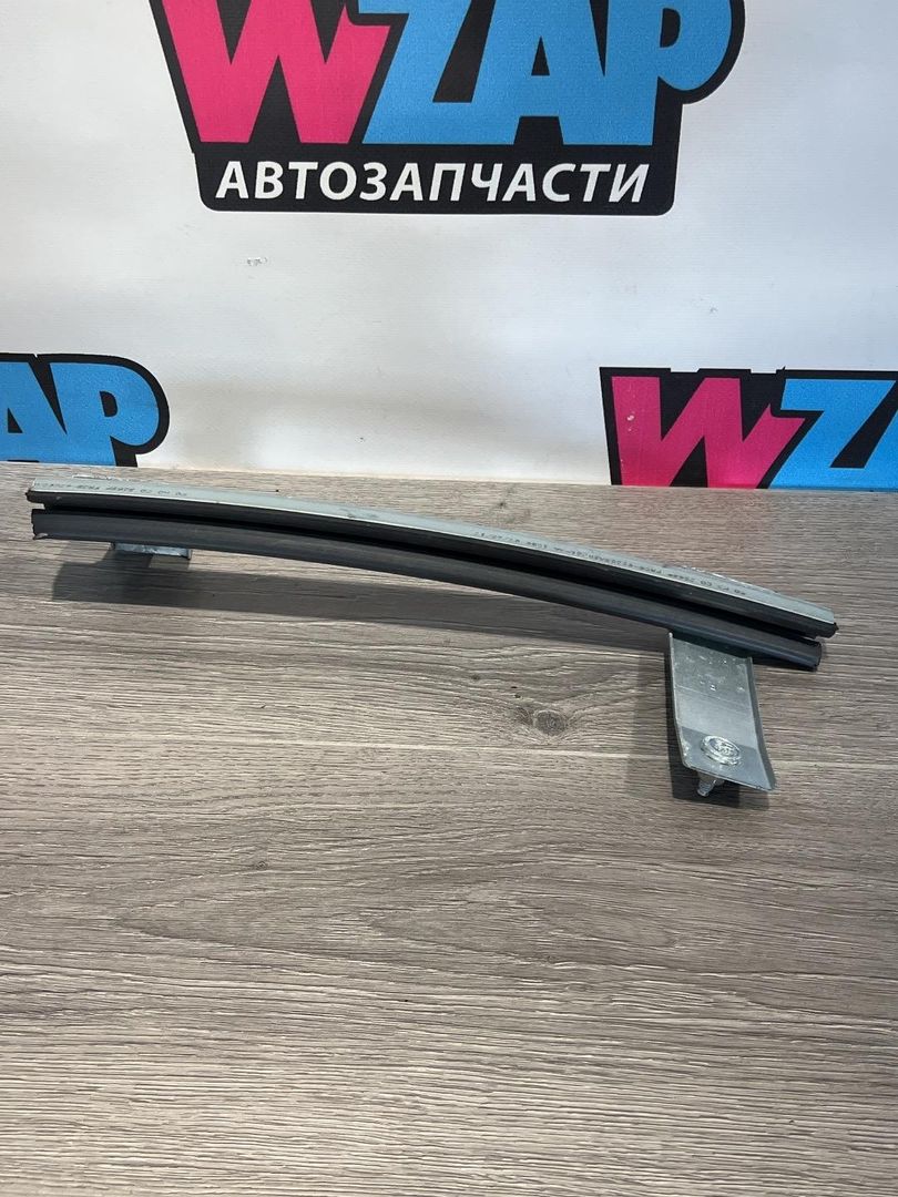 направляющая стекла Ford Mustang 6 поколение S550 [рестайлинг] 2019, 2.3 л., бензин, АКПП, серый, кабриолет, FR3B-63263A2021-AA