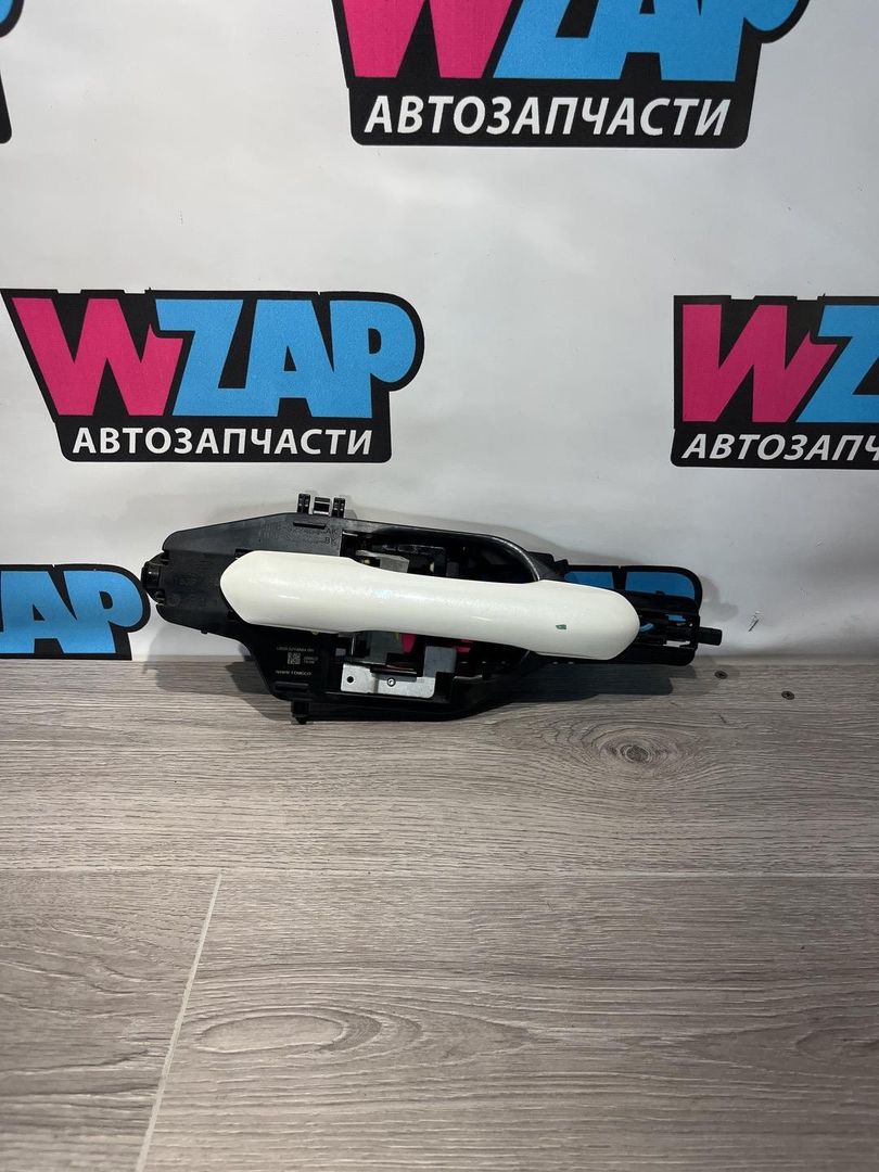 ручка наружная Ford Explorer 6 поколение U625 2020, 2.3 л., бензин, белый, задний привод, LB5BS22464AK