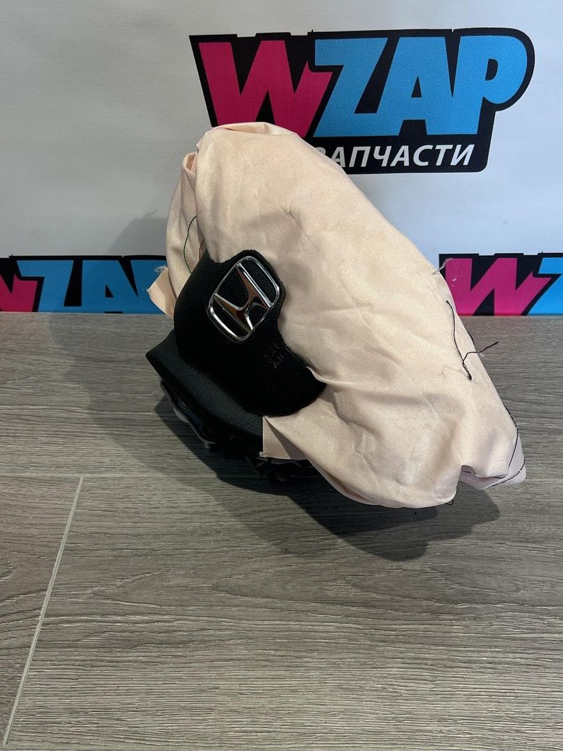 подушка безопасности водителя Honda CR-V 5 поколение [рестайлинг] 2022, 1.5 л., бензин, АКПП, красный