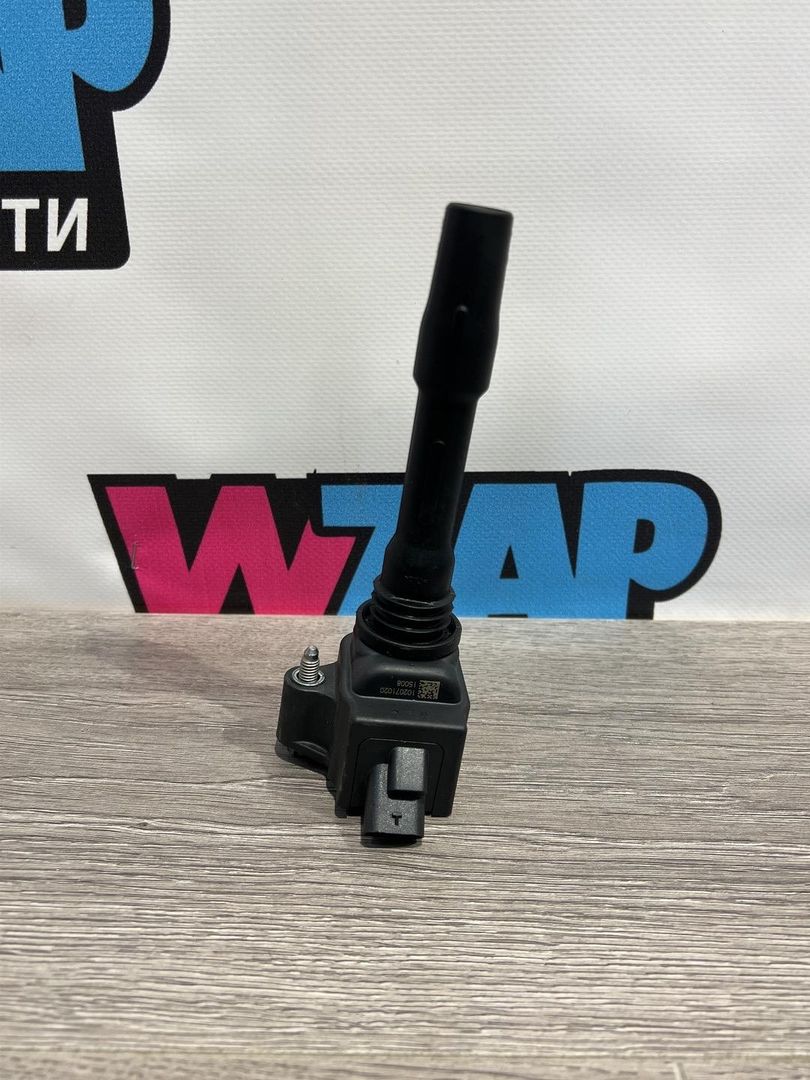 катушка зажигания Mini Countryman 2 поколение [рестайлинг] F60 2021, 2.0 л., бензин, АКПП, внедорожник 5 дв., полный привод, правый руль, 8643360