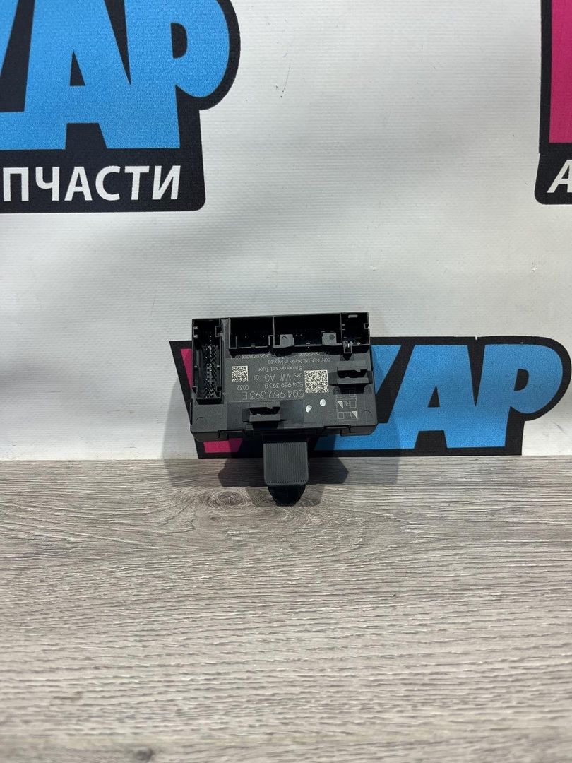 модуль управления двери Volkswagen Jetta 7 поколение 2019, 1.4 л., бензин, АКПП, серый, седан, передний привод, 5Q4959393E