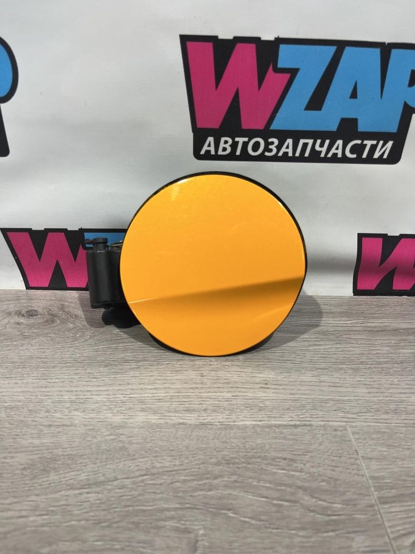 лючок топливного бака Ford Mustang 6 поколение S550 [рестайлинг] 2018, 2.3 л., бензин, АКПП, желтый, купе, задний привод, FR3B-6327936-AJ