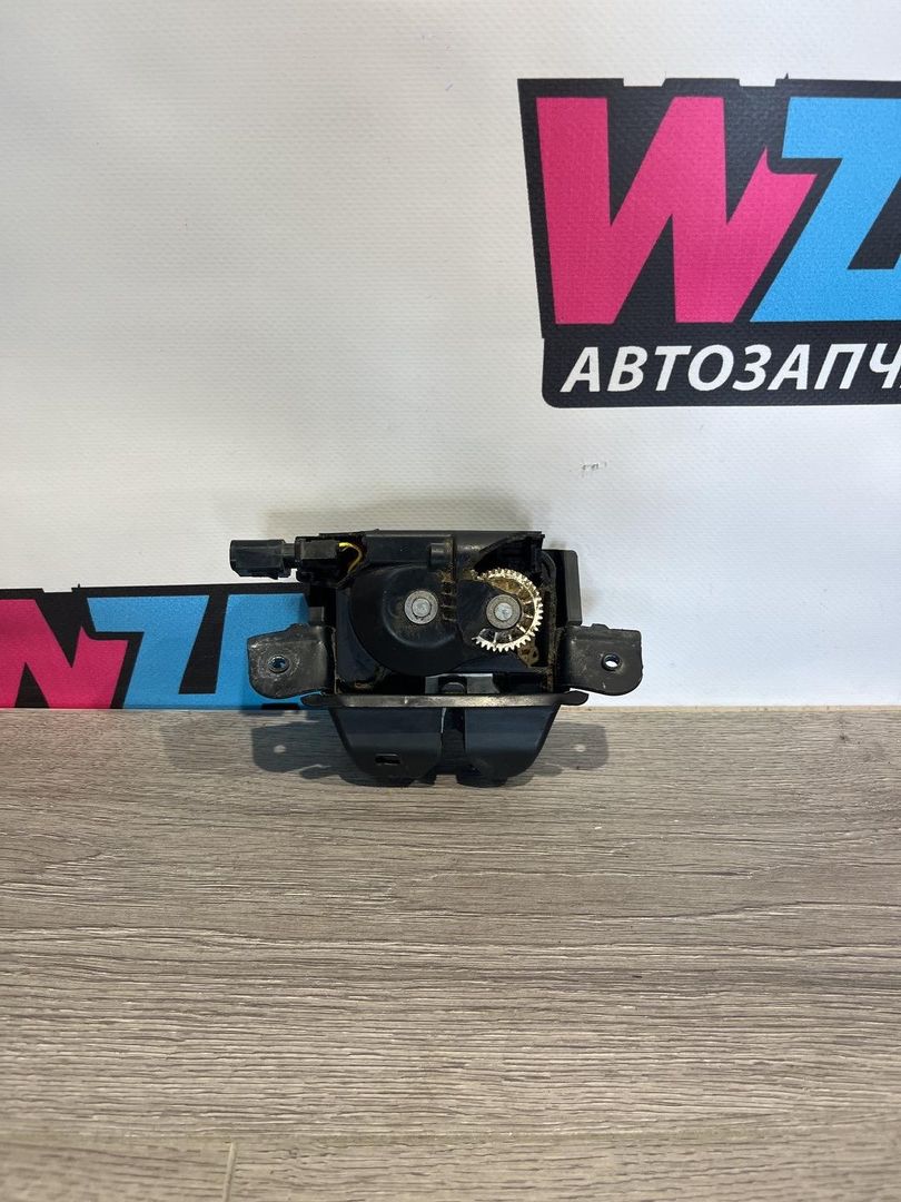 замок багажника Jeep Wagoneer 3 поколение (2021 - 2026)