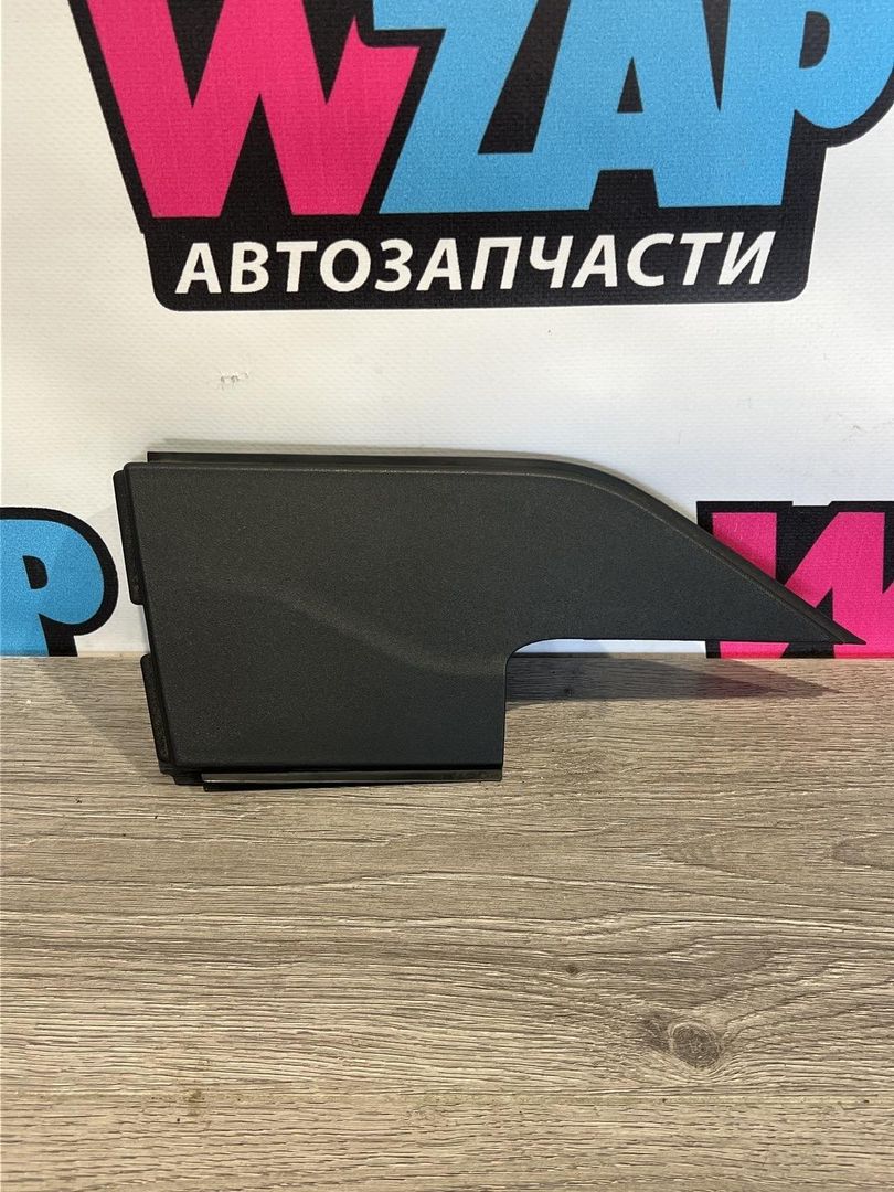 накладка петли багажника Ford Explorer 6 поколение U625 2020, 2.3 л., бензин, белый, задний привод, LB5BS42946ADW