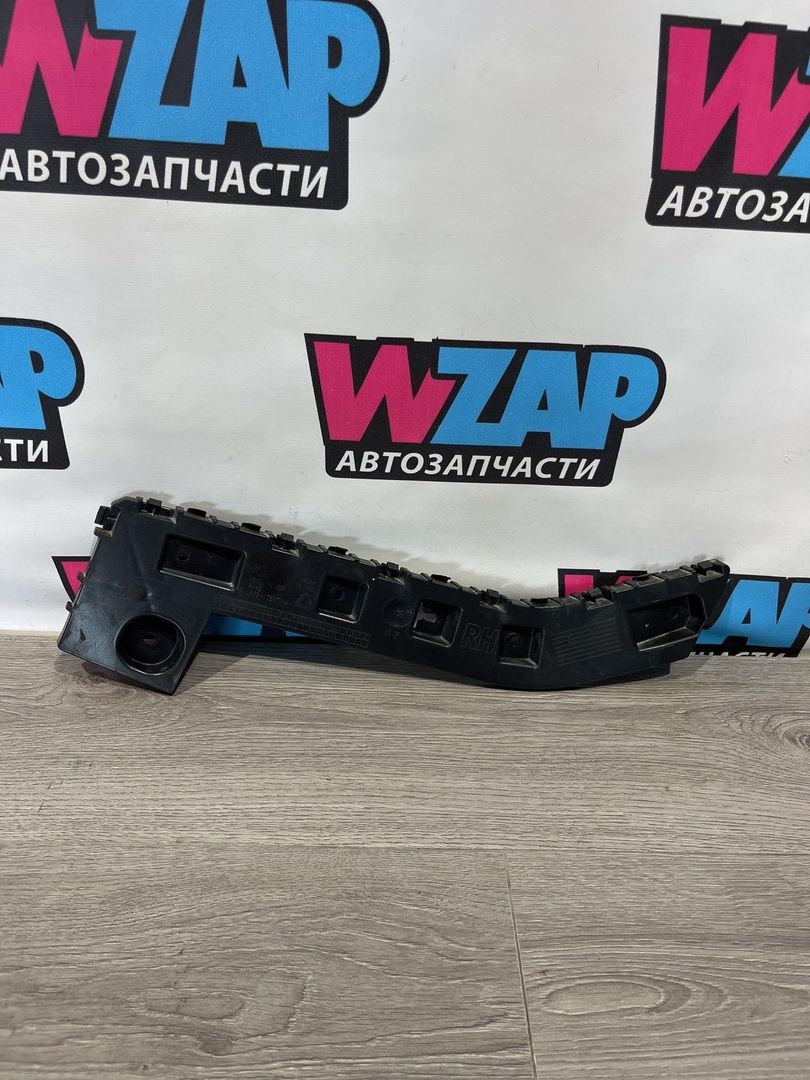 Крепление бампера заднего Ford Explorer 6 поколение U625 2020, 2.3 л., бензин, белый, задний привод, LB5B17E850A