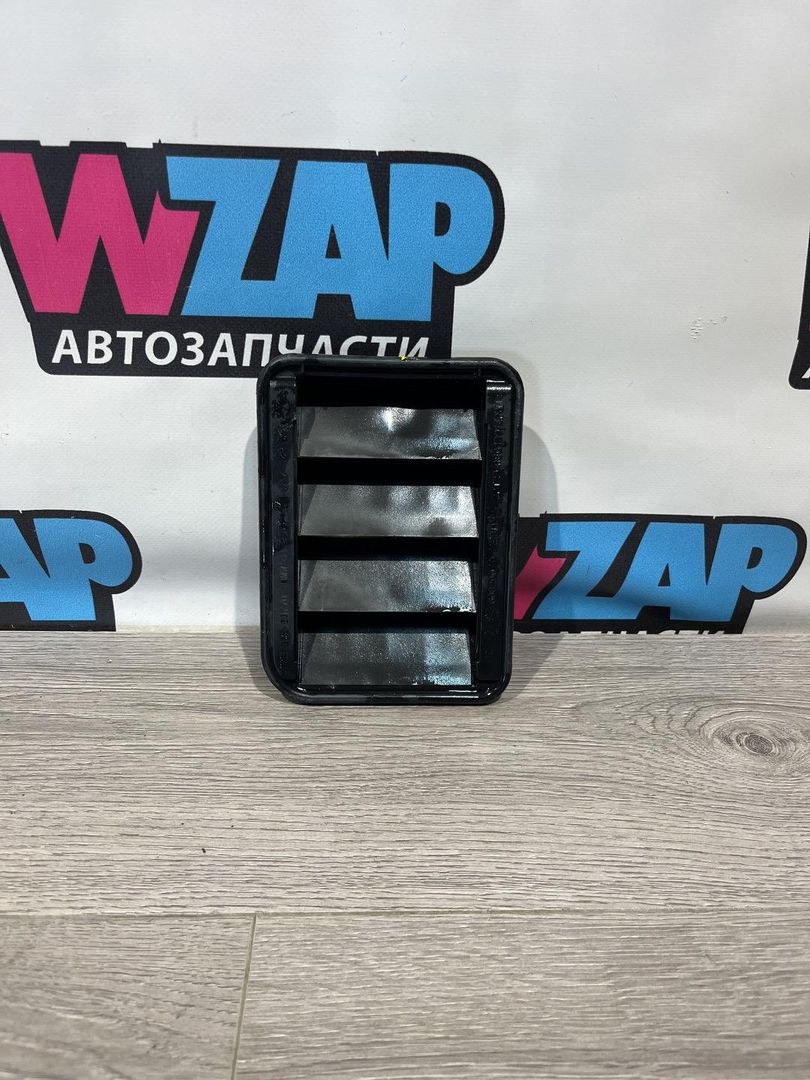 решетка вентиляции кузова Mini Countryman 2 поколение [рестайлинг] F60 2021, 2.0 л., бензин, АКПП, внедорожник 5 дв., полный привод, правый руль, 9201647, 64229201647