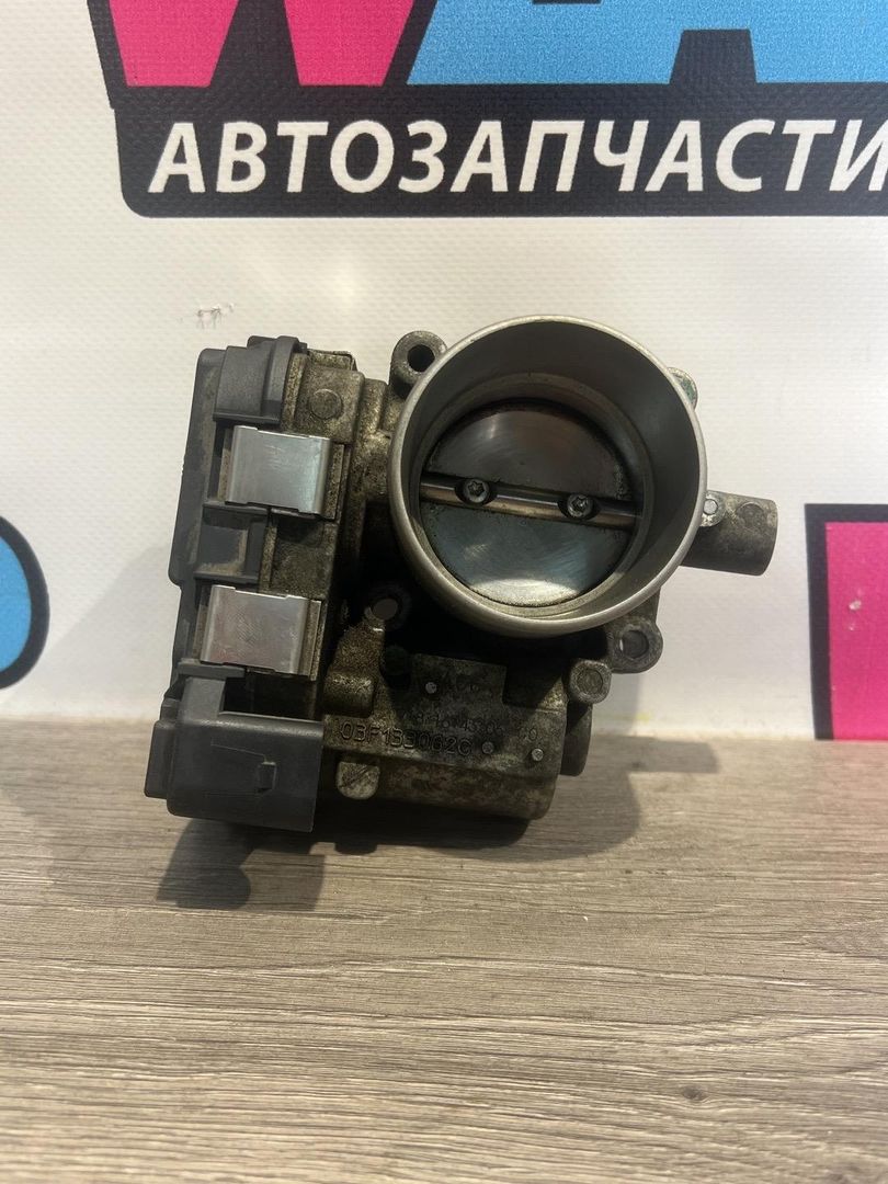 заслонка дроссельная Volkswagen Jetta 7 поколение 2019, 1.4 л., бензин, МКПП, черный, седан, передний привод, 03F133062C