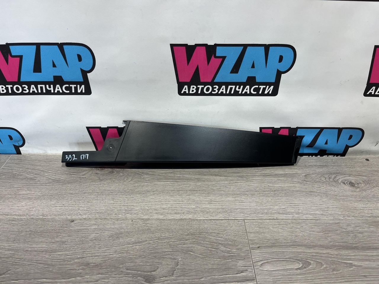 молдинг двери передней правой Volkswagen Jetta 7 поколение 2019, 1.4 л., бензин, АКПП, синий, седан, передний привод, 17A837902