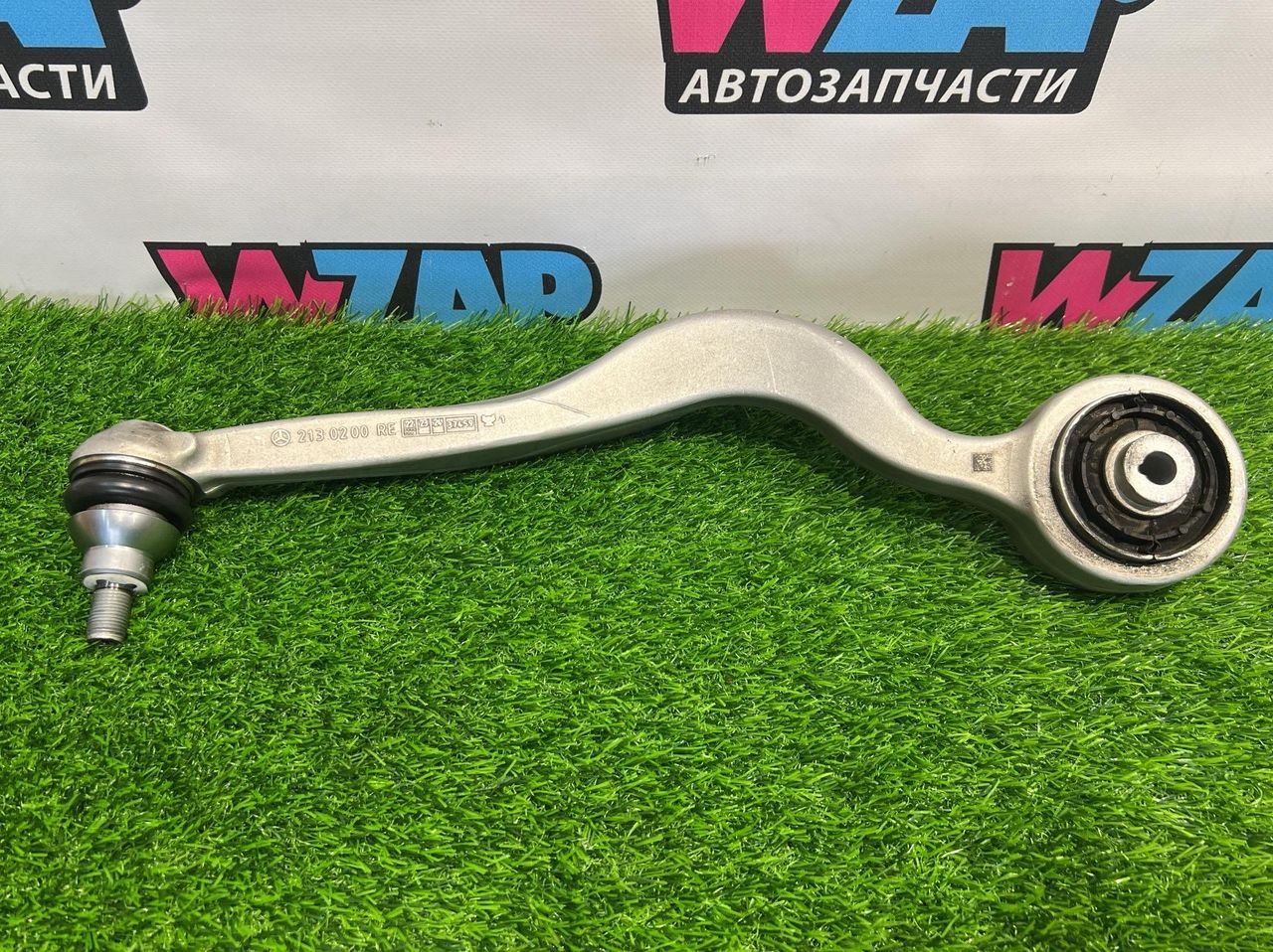 рычаг передний правый Mercedes-Benz GLC AMG X253 [рестайлинг] 2020, 4.0 л., M 177.980, бензин, АКПП, серый, минивэн, полный привод, 2130200