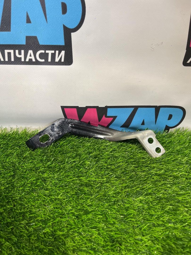 крепление ( кронштейн ) крыла Volkswagen Jetta 7 поколение 2019, 1.4 л., бензин, АКПП, черный, седан, передний привод, 17A941057