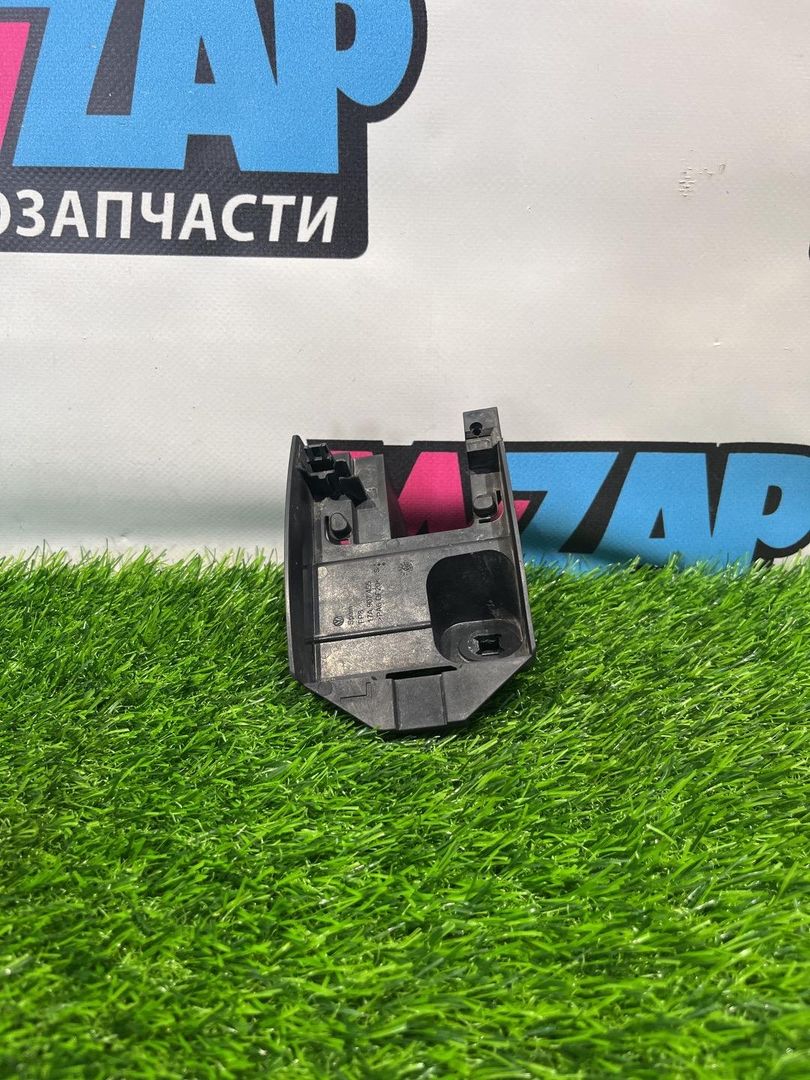датчик мертвых (слепых) зон Volkswagen Jetta 7 поколение 2019, 1.4 л., бензин, АКПП, черный, седан, передний привод, 17A907455